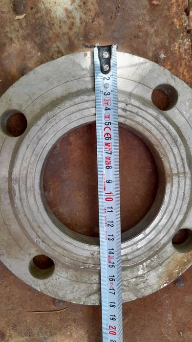 Стоманени фланци