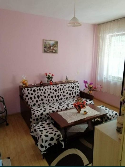 Продава се Етаж от къща в Аксаково - 118 кв.м за 562 €/кв.м - Снимка #2