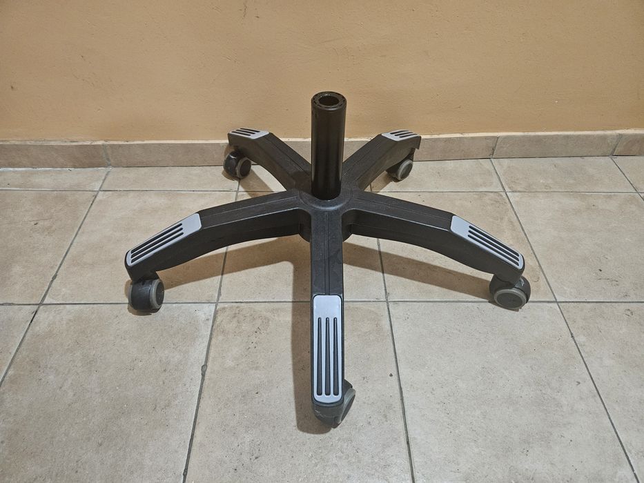 Крестовина с колесиками на кресло