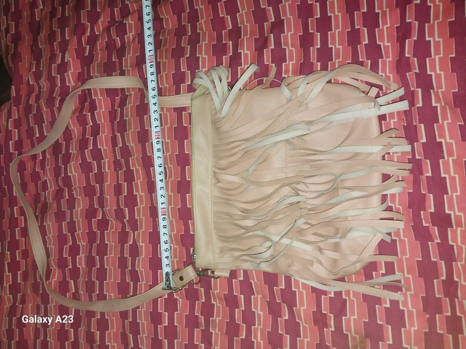 Сумкалар сотилади