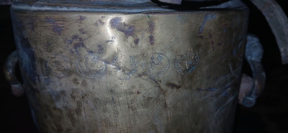 Qadimgi Samovar rossiya imperiyasi davrida ishlab chiqilgan