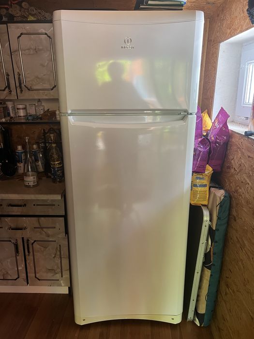 Frigider Indesit