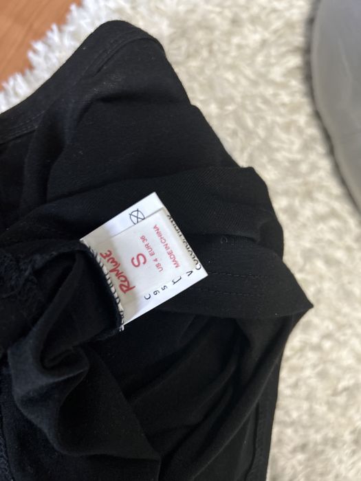 Top negru schelet stil y2k