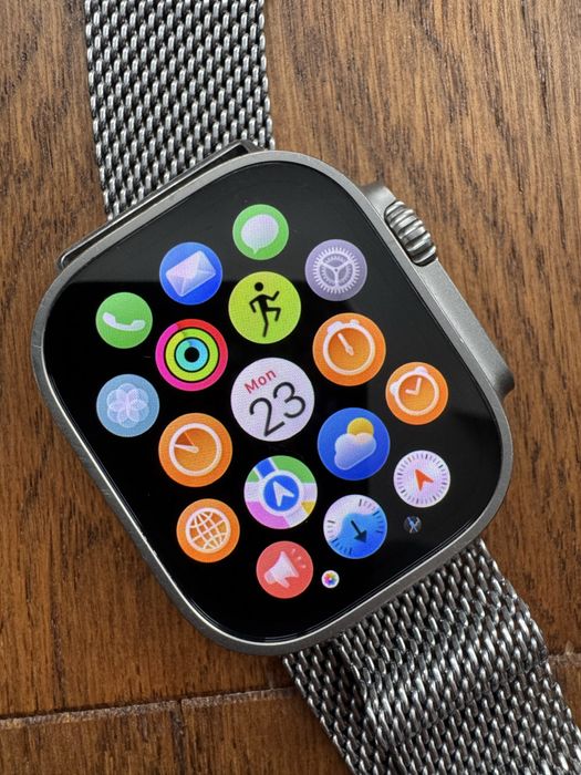 Apple Watch Ultra 49mm Titanium