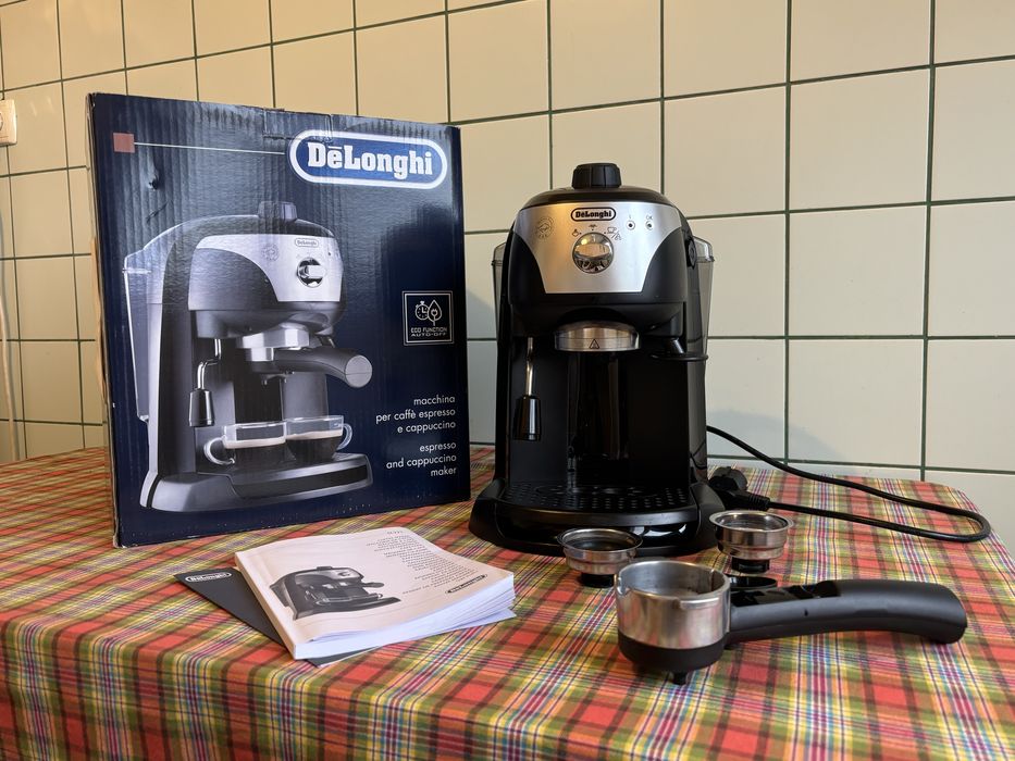 Espressor Delonghi EC221.B