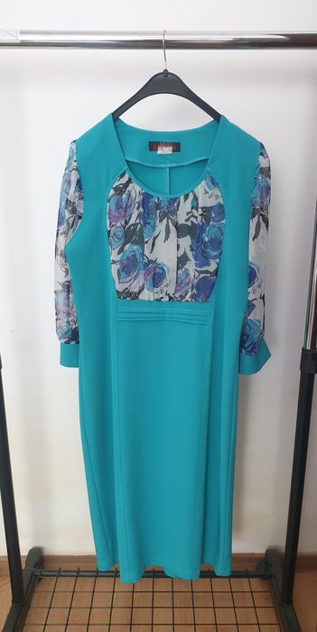 Rochie elegantă turcoaz cu imprimeu floral