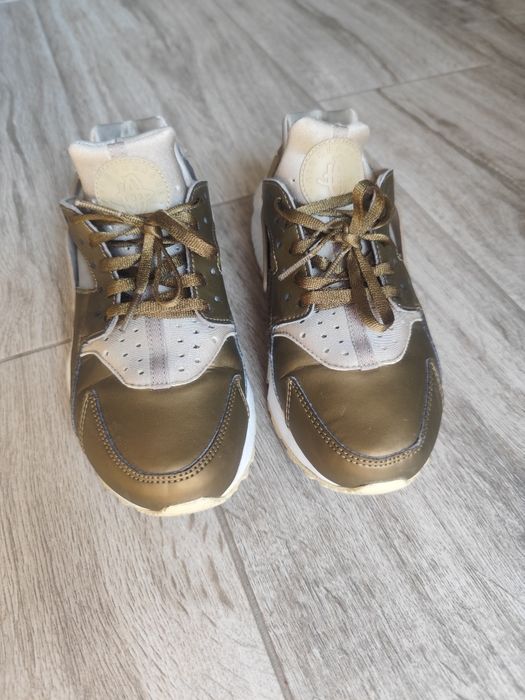 Pantofi Nike culoare kaki, piele mărimea 38