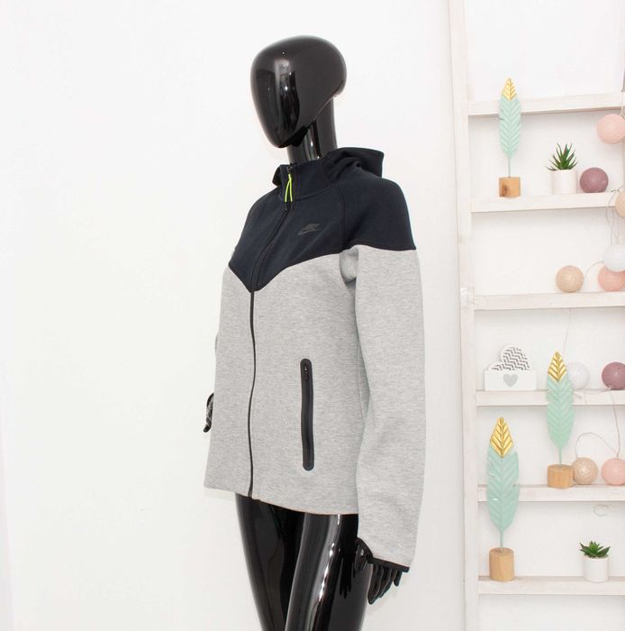 Nike Tech Fleece дамски суичър сивo черен горница с качулка худи L