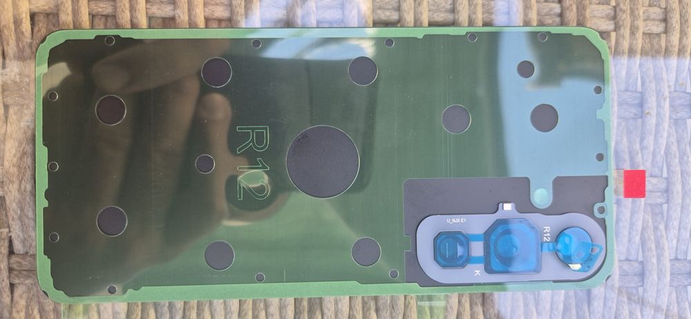 Гръб за S24 FE..