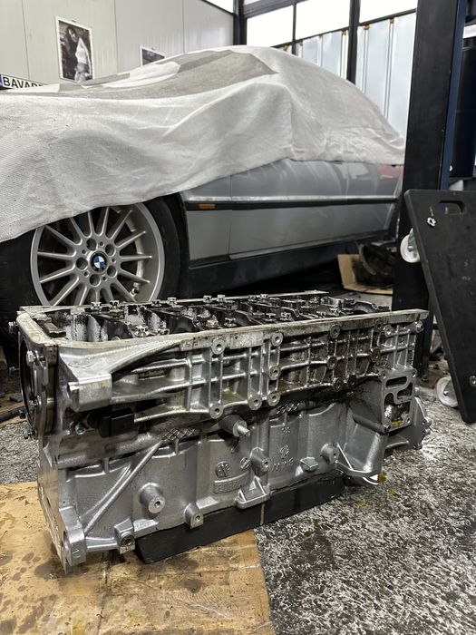 Блок M54B30 с бутала, биели и др.