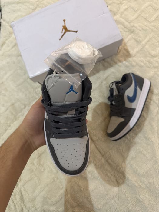 Air Jordan low Black Grey