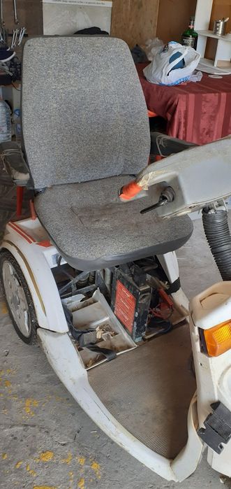 Акумолаторна количка