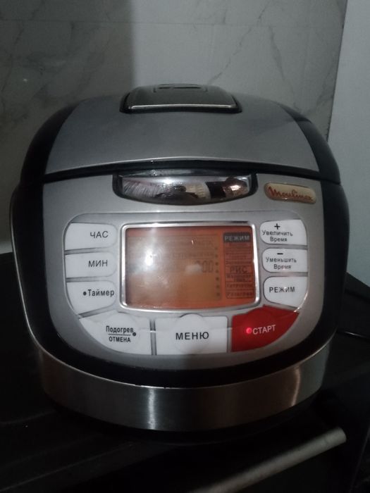 Срочно продам мультиварку