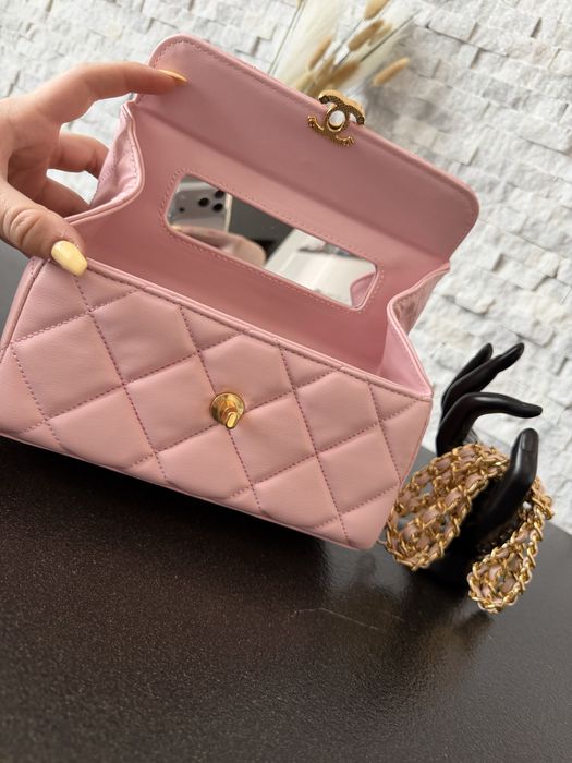 Уникален нов модел Chanel дамска чанта