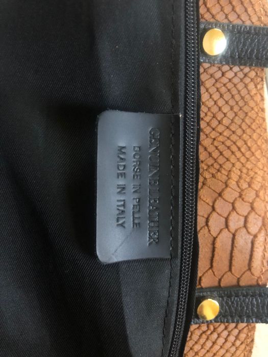 Велурена чанта - Made in Italy