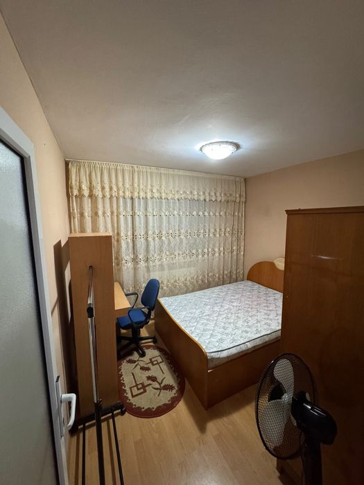 Apartament 2 camere Roșiori colț cu Școlilor