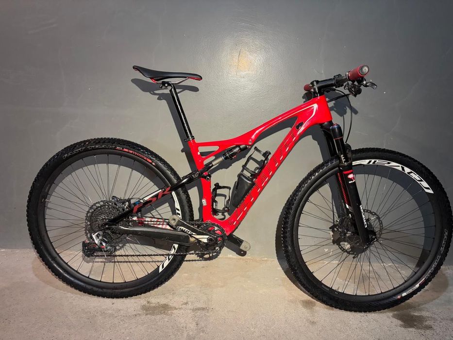 Велосипед Specialized Epic Marathon carbon 29