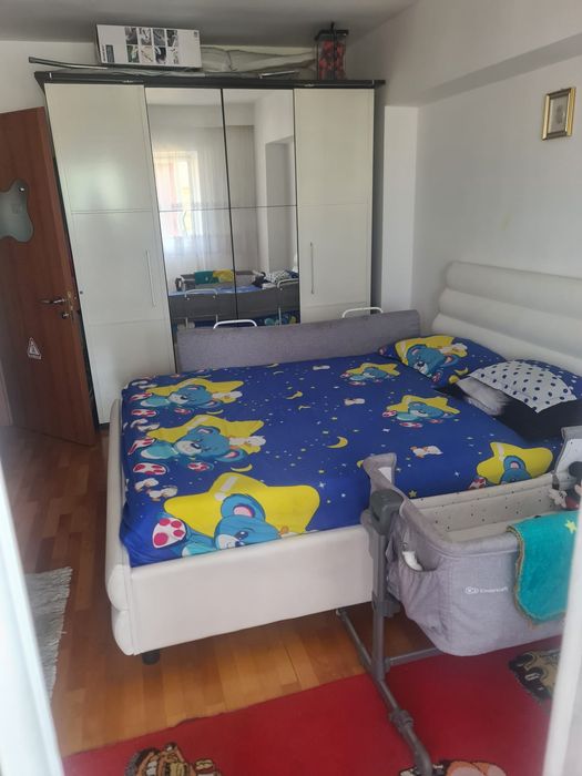 Vând apartament 3 camere Zona Mărăști