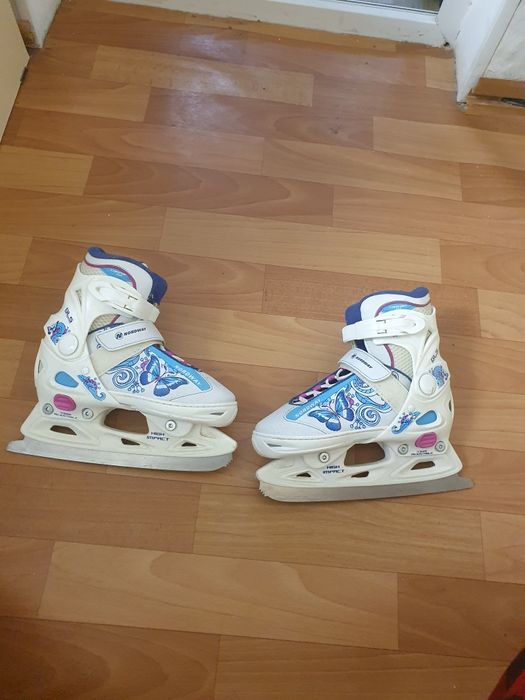 СРОЧНО !!отдам коньки