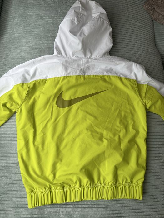 Детска ветровка Nike