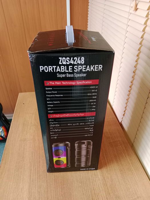 Колонки 40 см + микрофон. Новые.