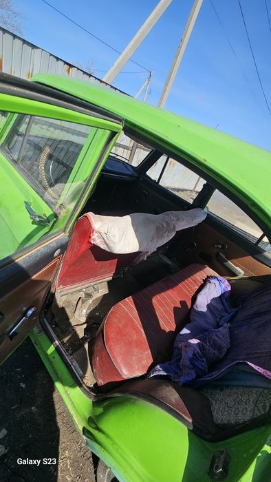 Продам москвич находу
