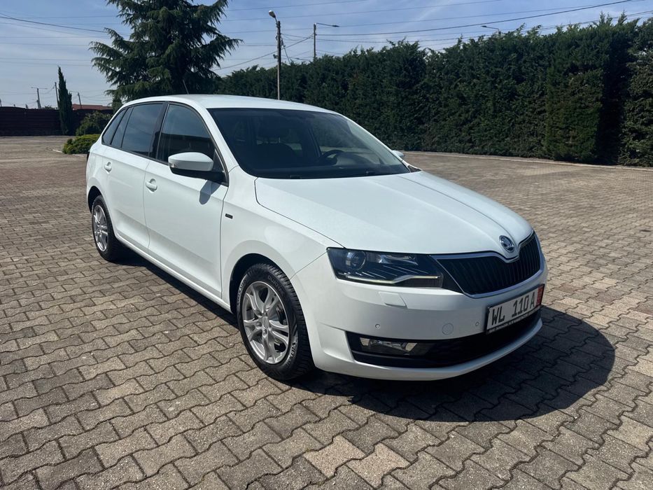 Skoda Rapid Spaceback 1.4 diesel  90 cp bi-xenon day licht neon 2018