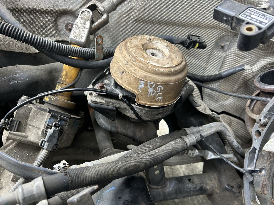 Tampon motor dreapta Mercedes GLE 250 cdi