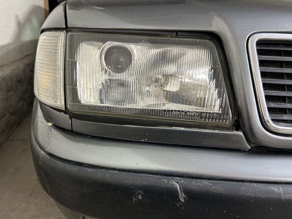 Продам фары от ауди 100C4/S4