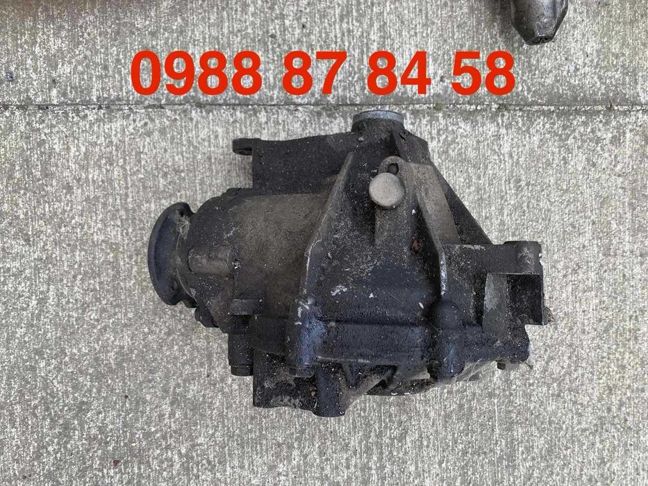 Мерцедес Е класа 2.8 бензин 4X4 Преден деферинциял ,стсртер,динамо,