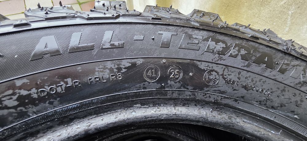 Vand cauciucuri 235/60/R18 All Terrain