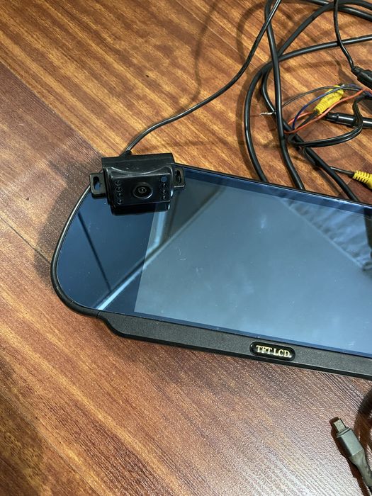 Монитор камера заднего вида видеорегистратор