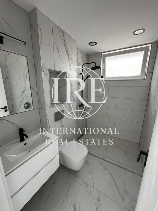 Къща в Добрич, област-гр.Балчик площ 218 цена 235000