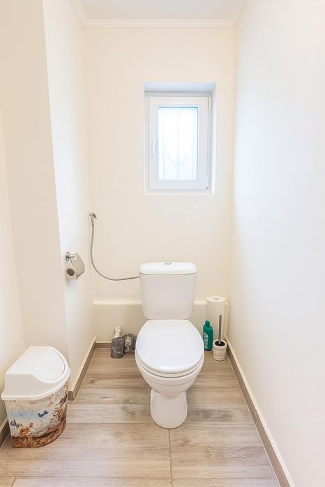 Дава се под наем Етаж от къща в Пловдив, Център - 140 кв.м за 598.23 € - Снимка #7