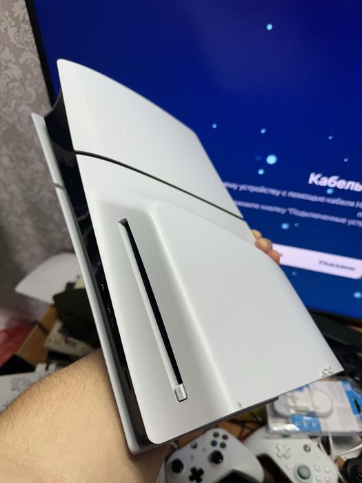 Ps5 slim + 27 игр+2 геймпада + HDD500gb