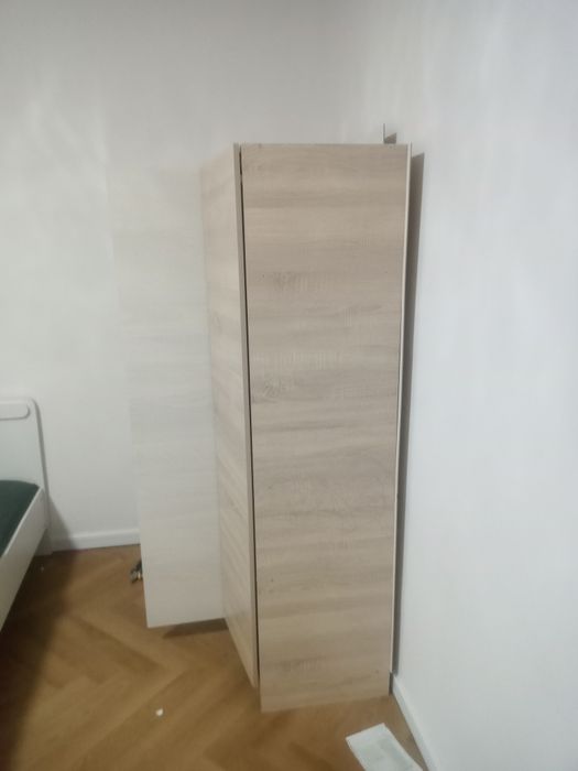 Продам трёхдверный шкаф