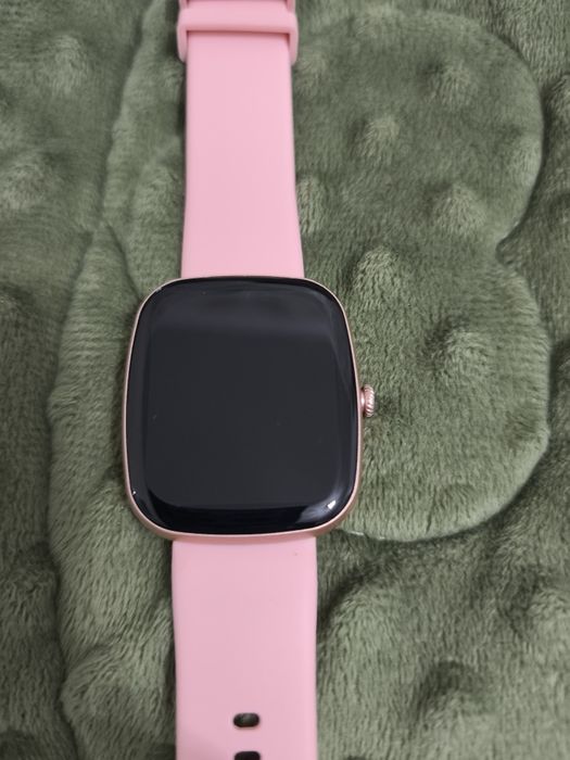 Продам новые Смарт часы AS10