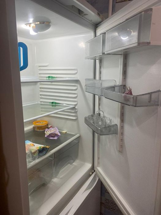 Продам холодильник