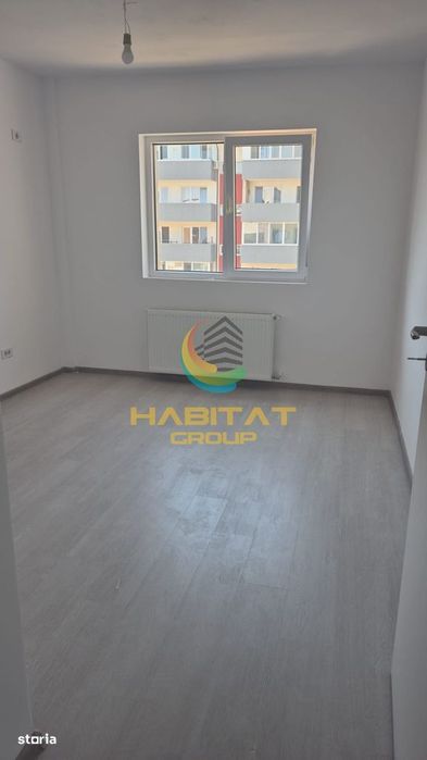 Vând apartament 2 camere + grădină