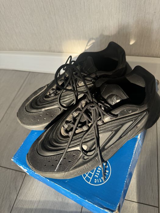 Adidas ozelia кроссовки