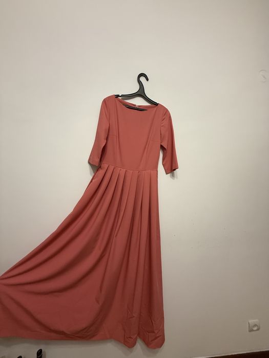 Вечерние платья  Срочная продажа