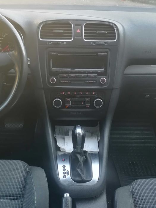 Vând Volkswagen Golf 6 automat