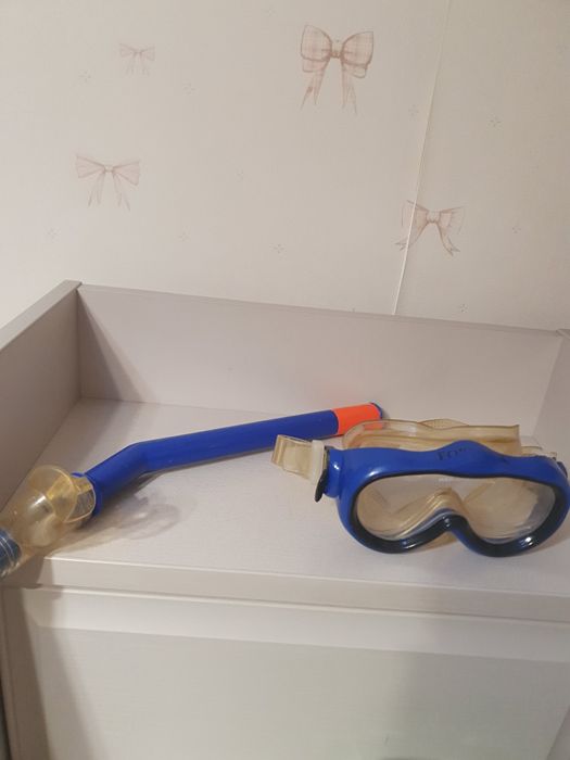 Продам очки для бассейна