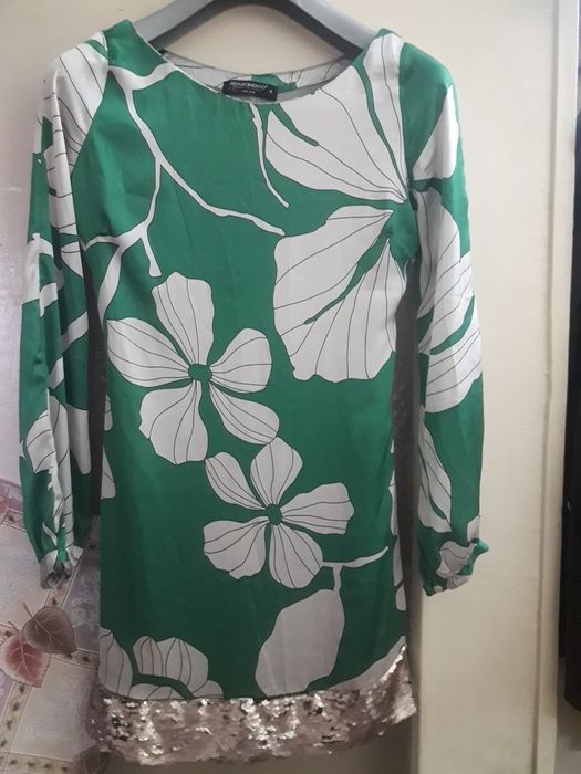 Платье на девочку.