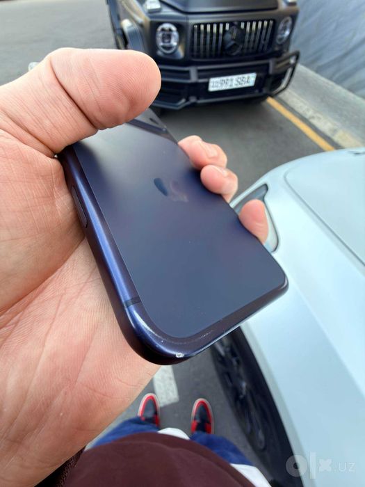 Продам iPhone 17 Pro Max 512 GB Blue