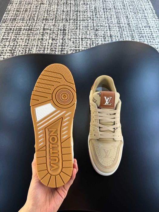 Adidasi Louis Vuitton Trainers Premium
