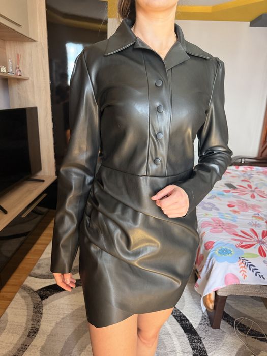 Rochie de piele
