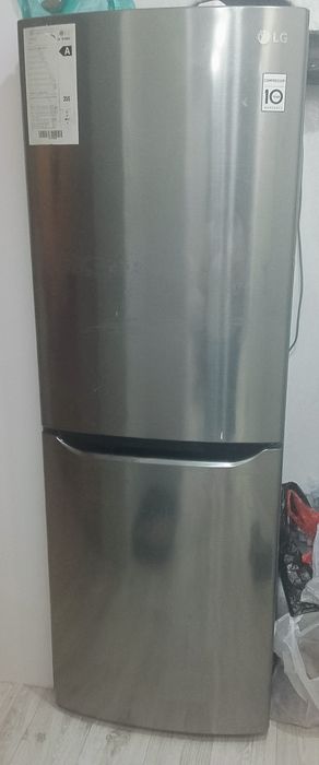 Бытовая техника. Холодильник