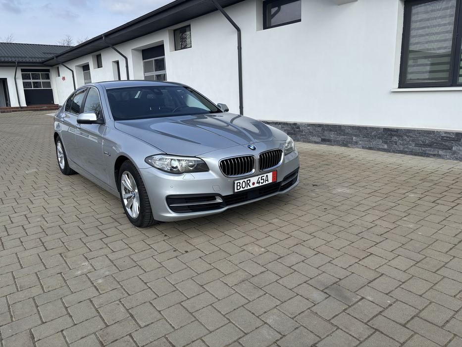 BMW F 10 . 528 i 2.0 Benzina fab 2014 , 4 butoane