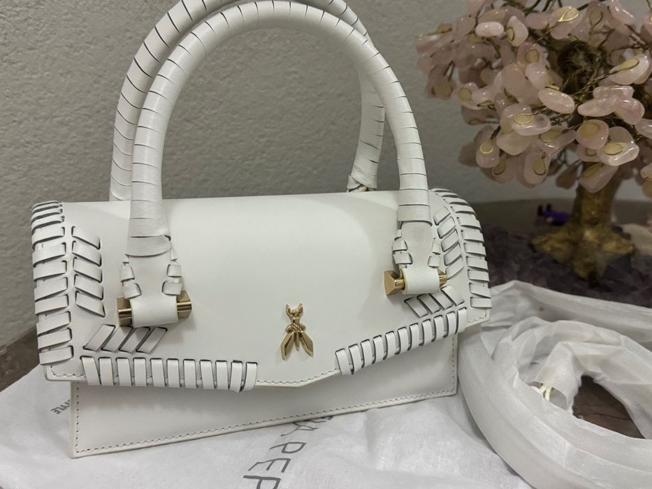 Кожена чанта Patrizia Pepe